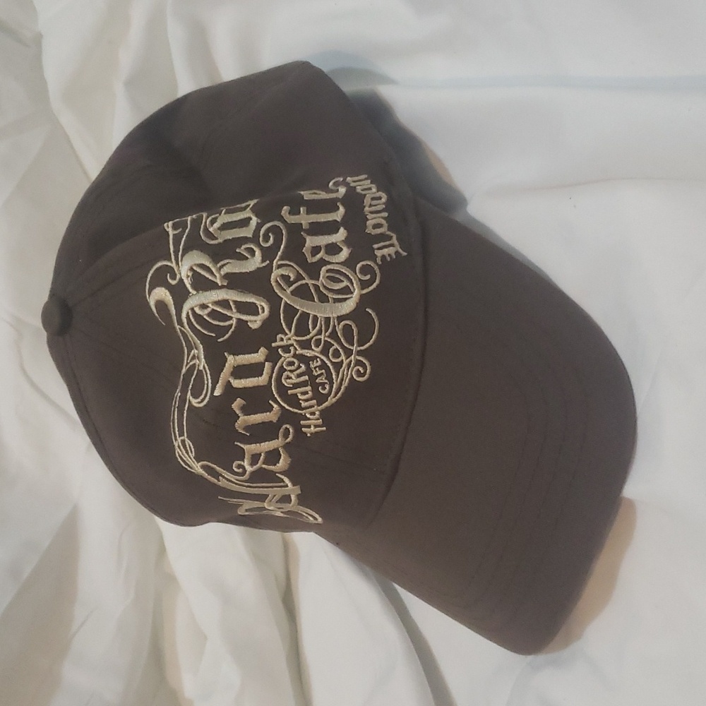early 2000s Hard Rock Cafe London hat